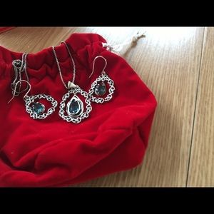 Necklace Earring Set